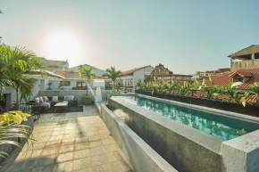 AmazINN Places Rooftop and Design Pool I